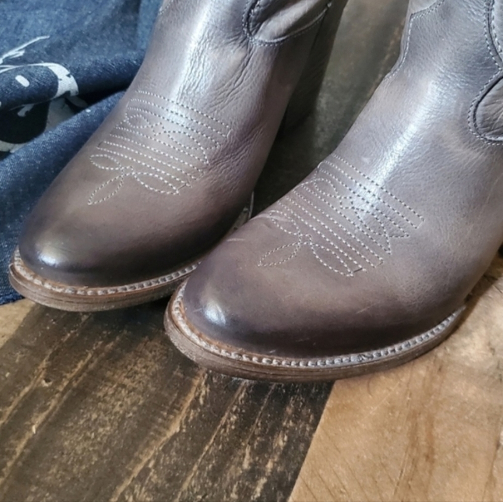 New $325 FREEBIRD Stores Shawna Stone Western Harness Cowboy Boots 8 NIB Steven - Picture 5 of 8